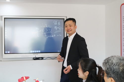 湖南昌言律師事務(wù)所與長(zhǎng)沙萊典法律咨詢舉行簽約儀式，共促法律咨詢服務(wù)升級(jí)